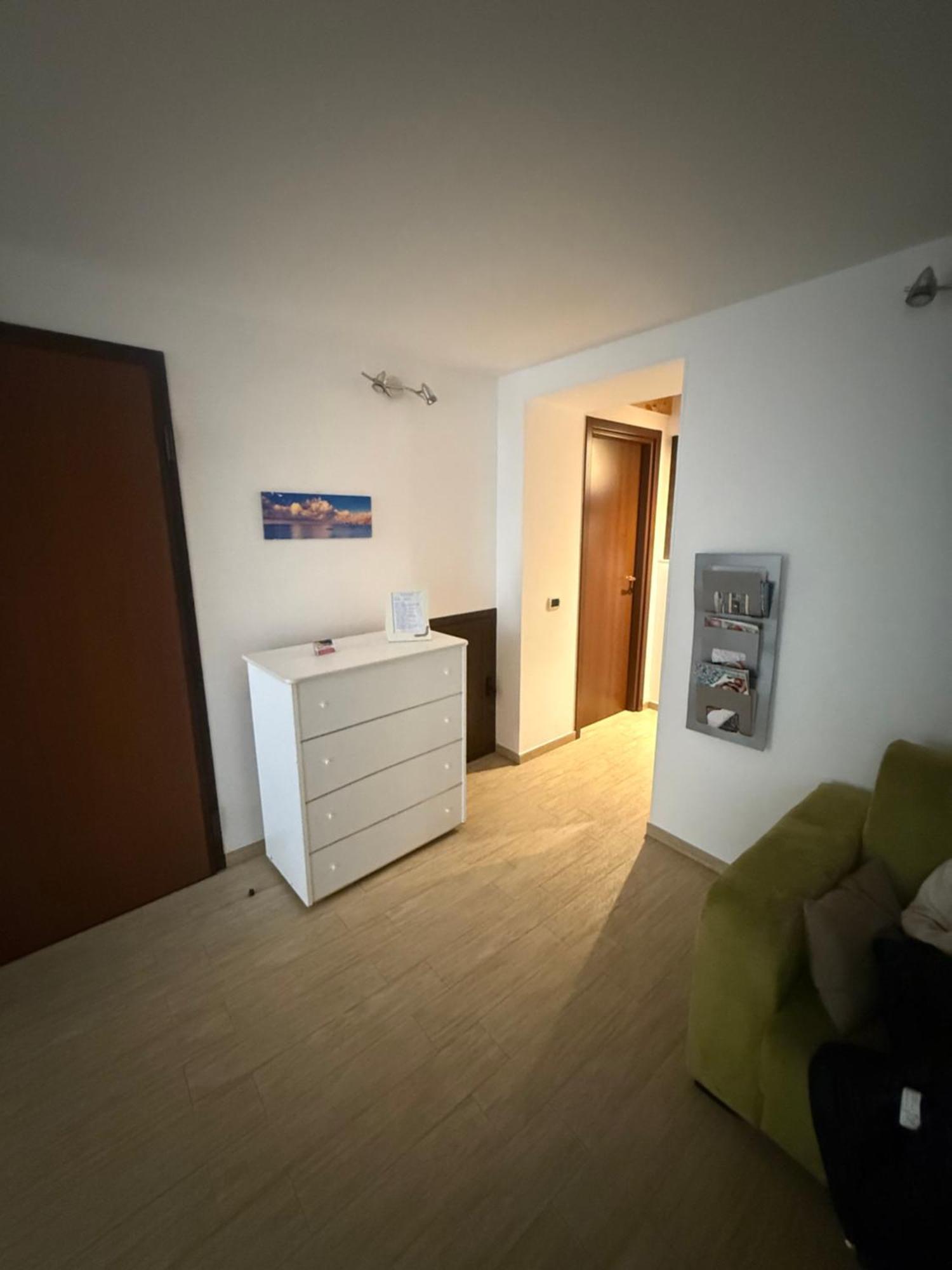 Relax House Apartment Чефалу Екстериор снимка