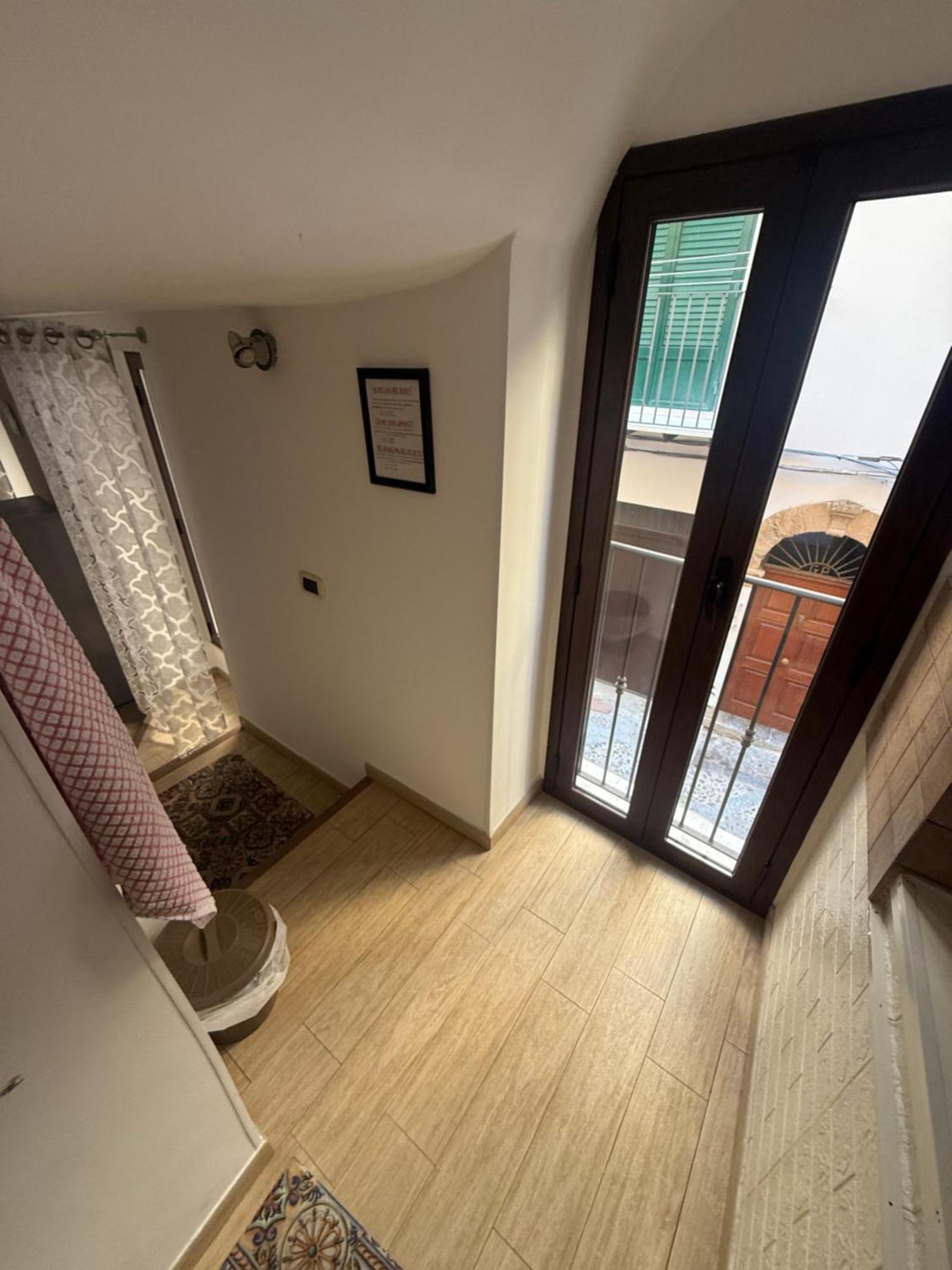 Relax House Apartment Чефалу Екстериор снимка